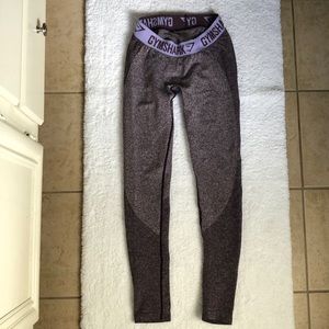Purple two-tone gym shark leggings like new